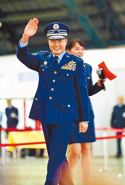 黑鷹直升機2日失事,參謀總長沈一鳴等8名將士因公殉職,沈一鳴將追晉為空軍一級上將。(本報資料照片)