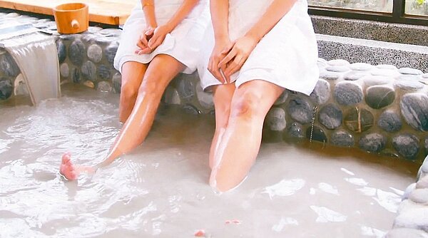 台南關子嶺的泥漿溫泉讓你放鬆身心。 圖/KLOOK提供