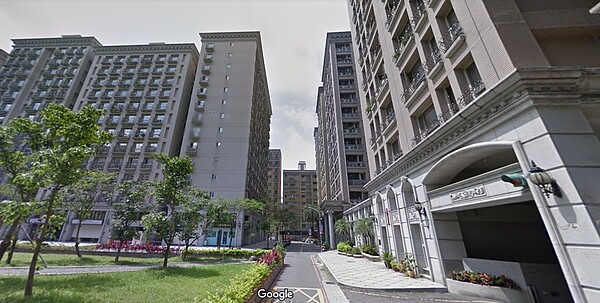 新莊「歐洲村」因建商一直推案,已是一個新興且完整的重劃區。圖/翻攝Google Maps