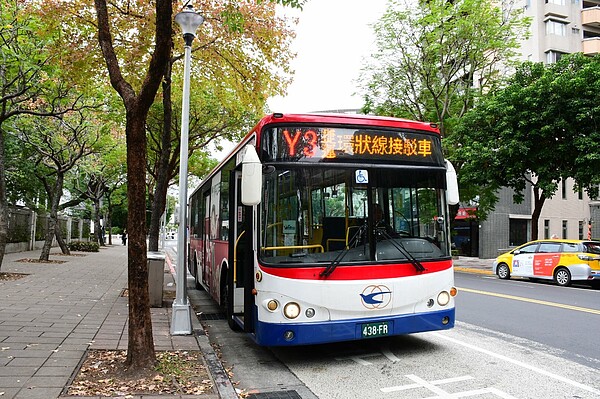 黃(Y)3「泰山-捷運新埔站」。圖/新北市政府提供