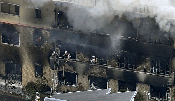 去年7月18日本京都動畫工作室縱火案造成36人死亡、33人輕重傷。圖/twitter