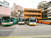 中壢搭客運超複雜！　在地達人來教你