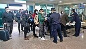 350中國團、6375人仍趴趴走　觀光局要求月底前統統返陸