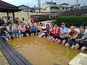 天氣冷颼颼泡溫泉最好了　免費公共浴室金山密度冠全台