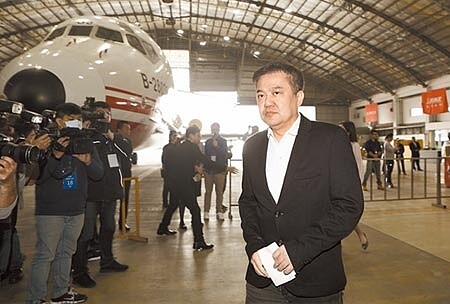 交通部昨宣布廢止遠航民用航空運輸業許可,並開罰300萬元。董事長張綱維將面臨3年以下刑責。(本報資料照片)