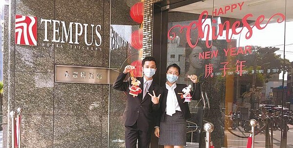 永豐棧酒店即日起至2/23,推出「樂不思鼠‧台中燈會」賞燈住房專案。圖/業者提供