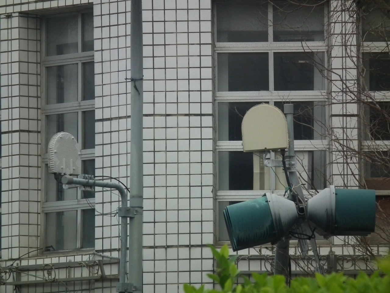 台東縣政府免費無線上網TT-FREE服務，全縣設250個熱區，在紅綠燈設置Wi-Fi接收器 。記者尤聰光／攝影