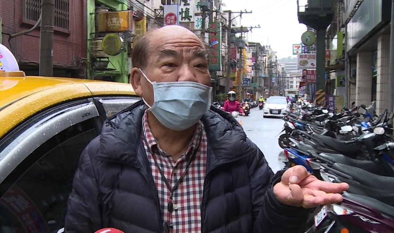 40輛小黃載公主號遊客自由行 司機:當時遊客未戴口罩。記者游明煌/攝影