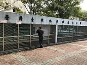 婦搭電梯罵鄰居「沒有出息」　涉公然侮辱罰1萬