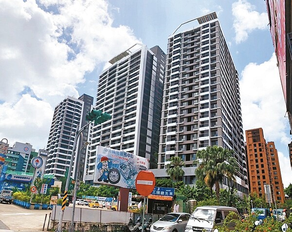 北市南港區的東明社宅,徵件35戶「青年創新回饋計畫」,明年2月開放入住。 圖/北市都發局提供