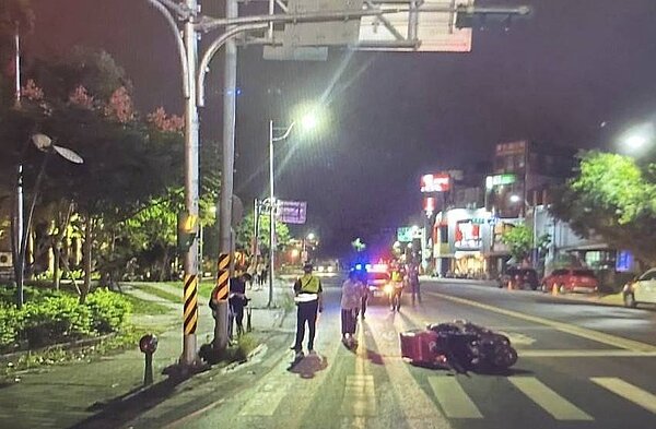 宜蘭最近半個多月來，接連發生7起美食平台外送員車禍意外，昨晚又有一件，安全問題讓人憂心。圖／警方提供