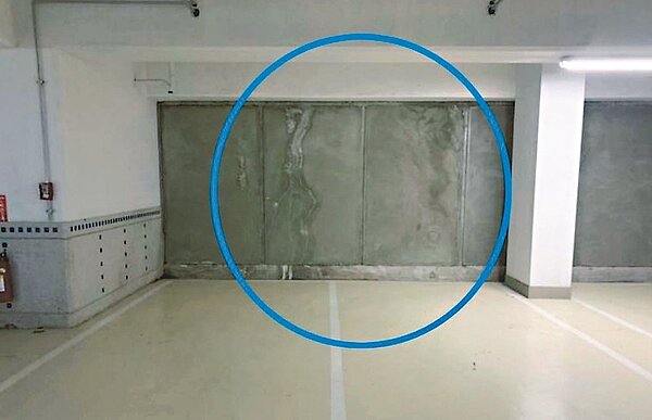 台南市東區的南鐵照顧住宅才完工1年多,連續壁已開始漏水。 圖/台南市議員王家貞提供