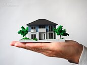 房地合一稅上路三年　一般贈與件數少二成