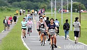 迎風面降雨稍歇　秋高氣爽適合出遊