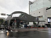 打卡新地標！北捷中山站4號出口　文青風大改造