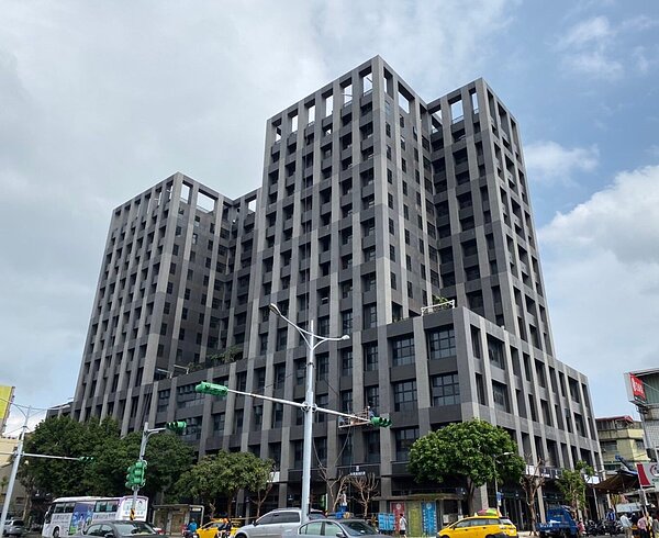 台北市大龍市場外觀。圖/台北市市場處提供