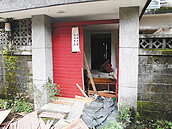 改建完沒人理　中和區莒光一村淪垃圾場