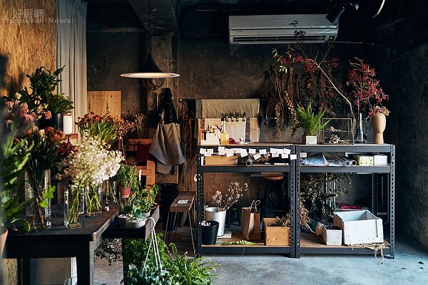 阿戴商號在海邊3
