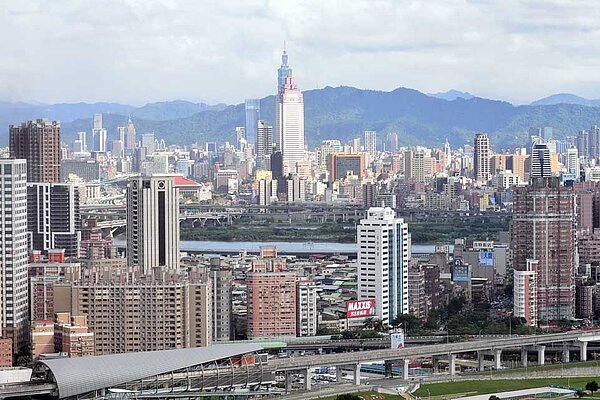 「較窮的人用較高的價格買到較差的房子!」隱藏在小宅熱潮下的其實是另一種形式的不公不義。圖/中時報系資料照片