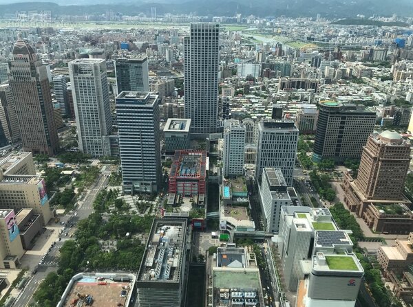 台北市的商辦租金，2019年頂級辦公室年漲幅已經高達5.19%。好房網News記者李彥穎攝