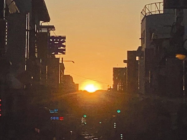 南投市9日出現懸日景觀,但為時很短。(廖志晃攝)