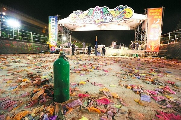 新北市政府對於檢察官針對八仙事件中被控業務過失致死最的八仙樂園董事長陳柏廷等人3不起訴,並駁回被害人的再議,表示萬分遺憾。圖/聯合報系資料照片