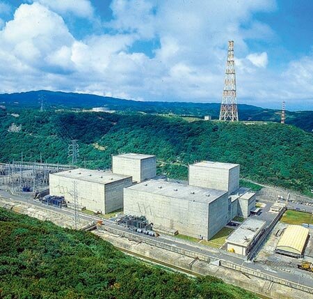 「核電延役公投」日前遭中選會以該案不符規定為由駁回,核電延役公投領銜提案人、清華大學原子科學院院長李敏決定委託律師打行政訴訟,證明中選會違法。(本報資料照片)