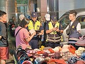 勞工夜市撤攤　警展開掃蕩