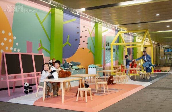 家具賣場IKEA與台北捷運合作，在西門站、南京復興站以及七張站等三個站點，進行空間改造。照片IKEA提供