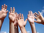 市場利多!　3月失業率下降　