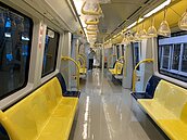 車頭景色超美！環狀線頭前庄站到景安站　比北捷省19分