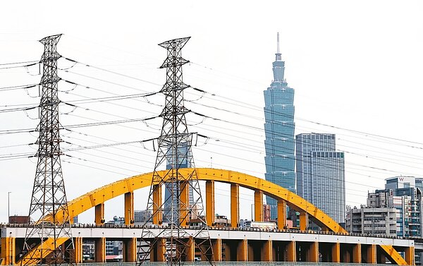 台電發言人徐造華否認台電是「綠電大盤商」。 圖/聯合報系資料照片