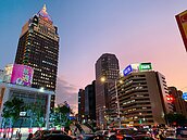 北市前三季商辦、土地交易破千億