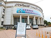 南投拆舊議會大樓　影城快蓋了