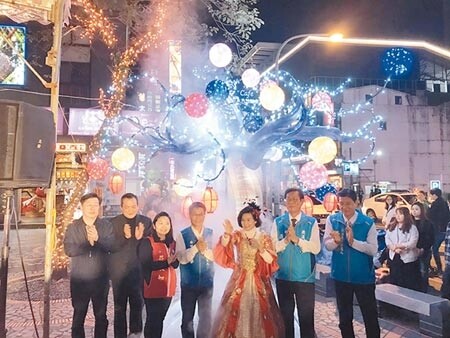 即將登場的「2019冬戀蘭陽溫泉季」29日舉行點燈儀式。(胡健森攝)