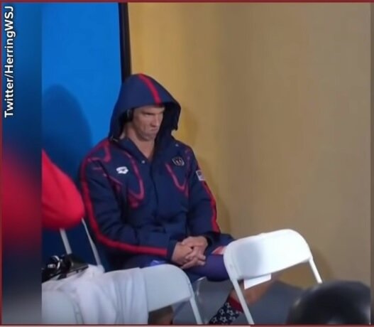 奧林匹克賽事金牌得主暨游泳健將「飛魚」菲爾普斯（Michael Phelps），在2016年的里約奧運中迅速竄紅，正是因媒體拍到他在賽前暖身時緊皺眉頭的表情。圖／取自twitter