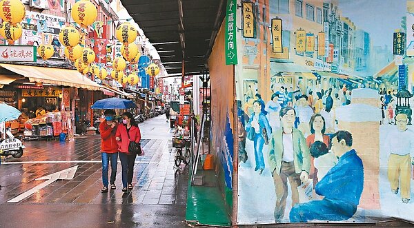 受新冠肺炎疫情衝擊,假日的迪化街遊客稀疏。圖/聯合報系資料照片