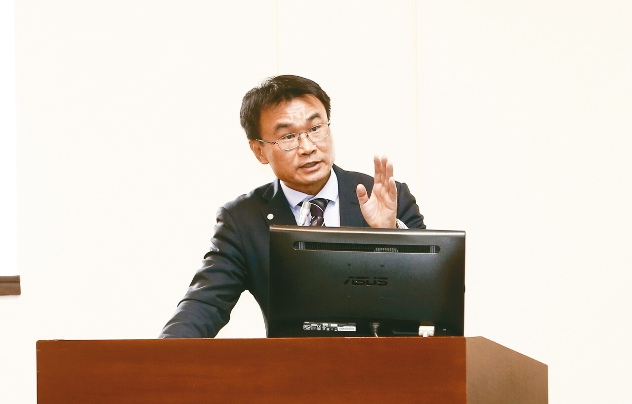 農業委員會主委陳吉仲。 記者曾原信/攝影