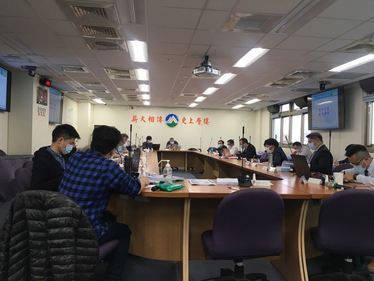 環保署專案小組今天通過彰濱工業區事業廢棄物資收廠環差。記者吳姿賢／攝影