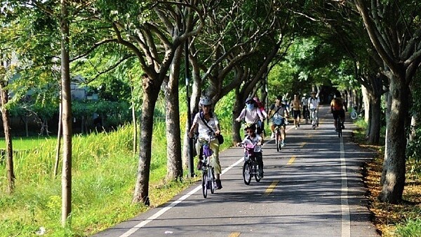 台中市三大自行車道,清明連假旅客破20萬人次。圖片/台中市觀光旅遊局提供