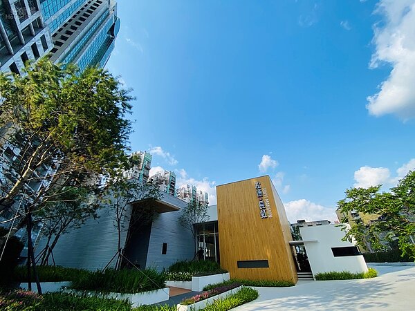 長虹建設在信義計畫區松德路巷內推出「松德長虹」。好房網News記者楊欽亮/攝