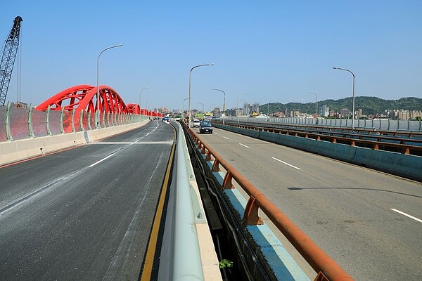 新北市三鶯大橋改建工程。圖/新北市政府提供