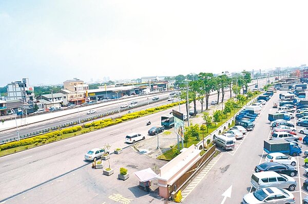 國1銜接台74線系統交流道工程預定2023年10月完工,將可解決中清路、環中路附近塞車問題,有效縮短車程時間。(盧金足攝)