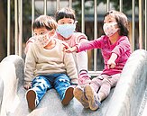 中小學賣口罩？家長支持　教團反對