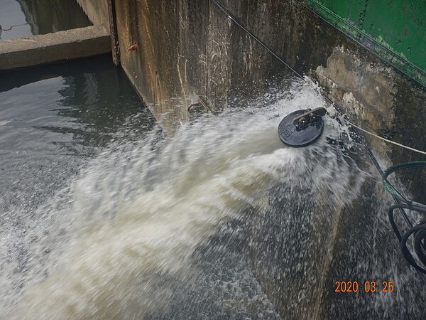 低地排水設施抽水測試。圖/新北市水利局提供