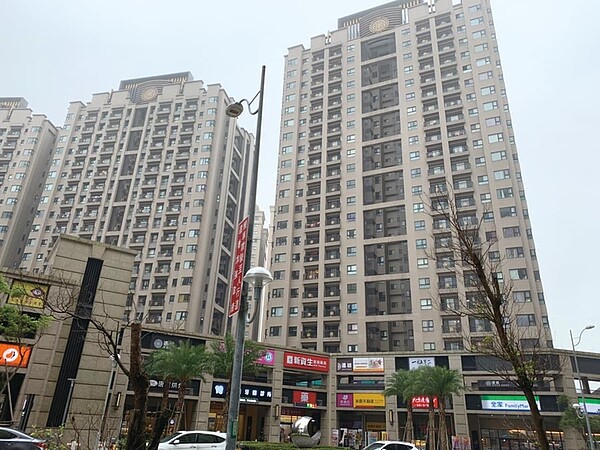 A7合宜住宅4,000多戶進駐,已形成完整商圈。圖/永慶房產集提供
