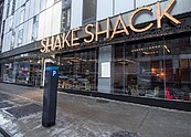 迪士尼、Shake Shack都遭衝擊！　美10萬員工放無薪假　