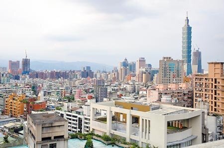 房屋稅將於5月1日開徵,最新統計,提出紓困申請案已多達1365件、減徵稅額近6088萬元。(本報資料照片)