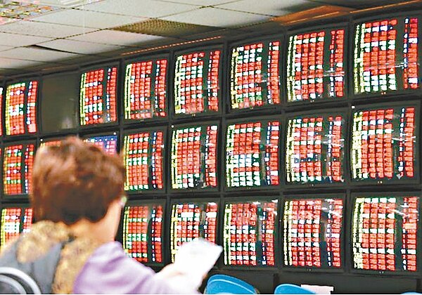 台股融資餘額創下廿四年新低，不少散戶遭斷頭出場。圖／聯合報系資料照片 