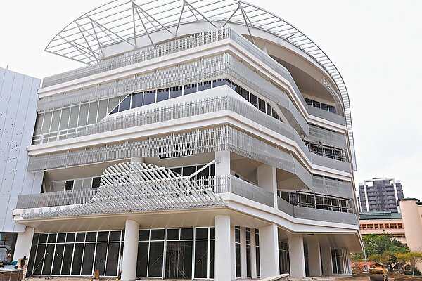 新北市新莊區台灣國家電影中心即將完工，新北市協拍中心將進駐。 圖／新聞局提供